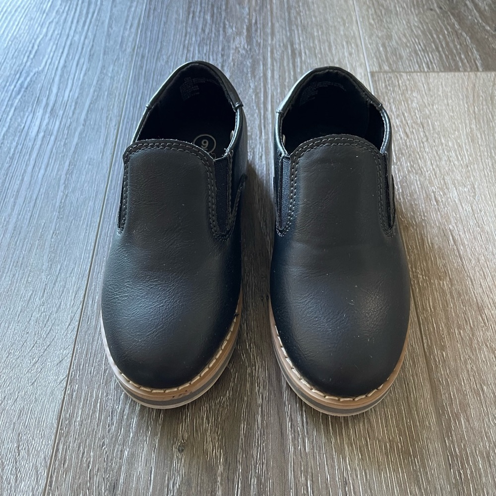 Cat & Jack black slip on dress boy shoes size 9